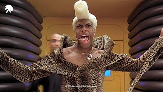 The Fifth Element The Ruby Rhod Show Scene HD CLIP