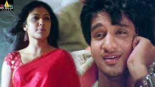 Happy Days Movie Kamalinee Mukherjee Intro Scene  Nikhil Sekhar Kammula  Sri Balaji Video