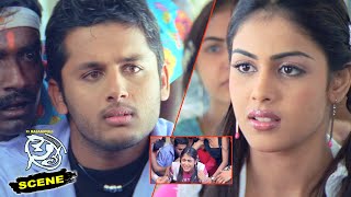 SS Rajamouli Sye Kannada Movie Scenes  Genelia Breaks Out by Nithin  his Gang Behaviour