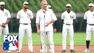 Kevin Costner leads Yankees and White Sox from cornfield onto the Field of Dreams  FOX SPORTS