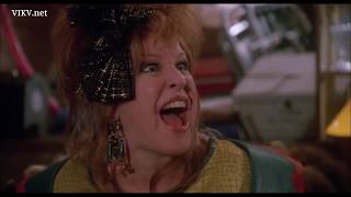 Bette Midler in Ruthless People Abducted by Huey and Dewey