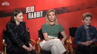 Jojo Rabbit Scarlett Johansson Thomasin McKenzie  Roman Griffin Davis Interview  Extra Butter