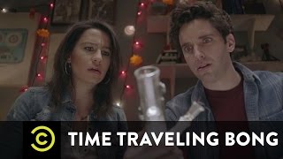 Time Traveling Bong  Puff Puff Past