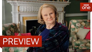 Maggie Smith  Whats in the Bag  Tracey Ullmans Show Series 2  Episode 2 Preview  BBC One
