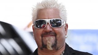 How Fans Can Tell When Guy Fieri Doesnt Like What Hes Eating