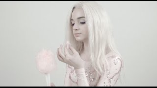 Poppy Eats Cotton Candy
