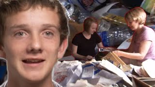Coupon Kid Makes His Family Dumpster Dive   Extreme Couponing TLC UK