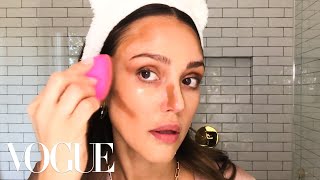 Jessica Albas Guide to a Daytime Smoky Eye  Beauty Secrets  Vogue